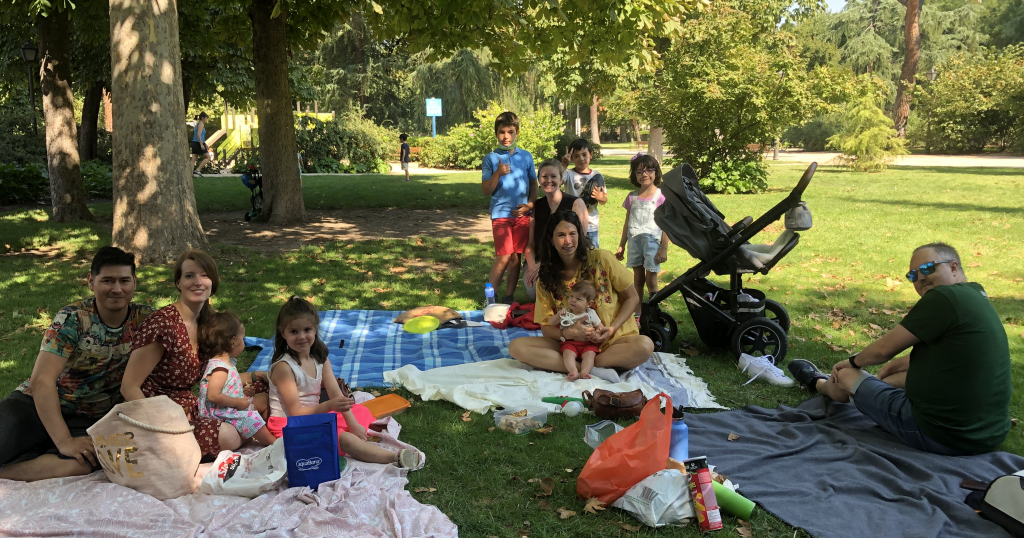 Family picnic with IC Moms